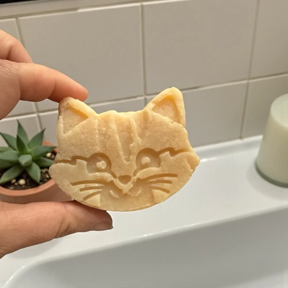 Frankincense & Myrrh Kids Goat Milk Soap - Picture 3 of 7